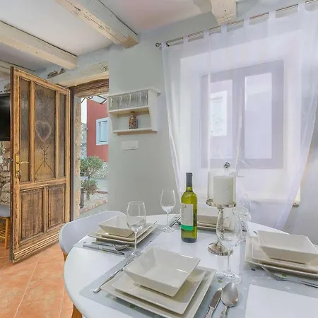 Casa Dvi Mendule Nova Vas