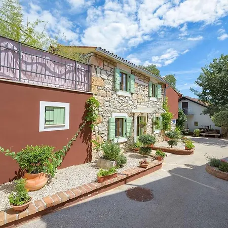 Casa Dvi Mendule * Nova Vas (Brtonigla)
